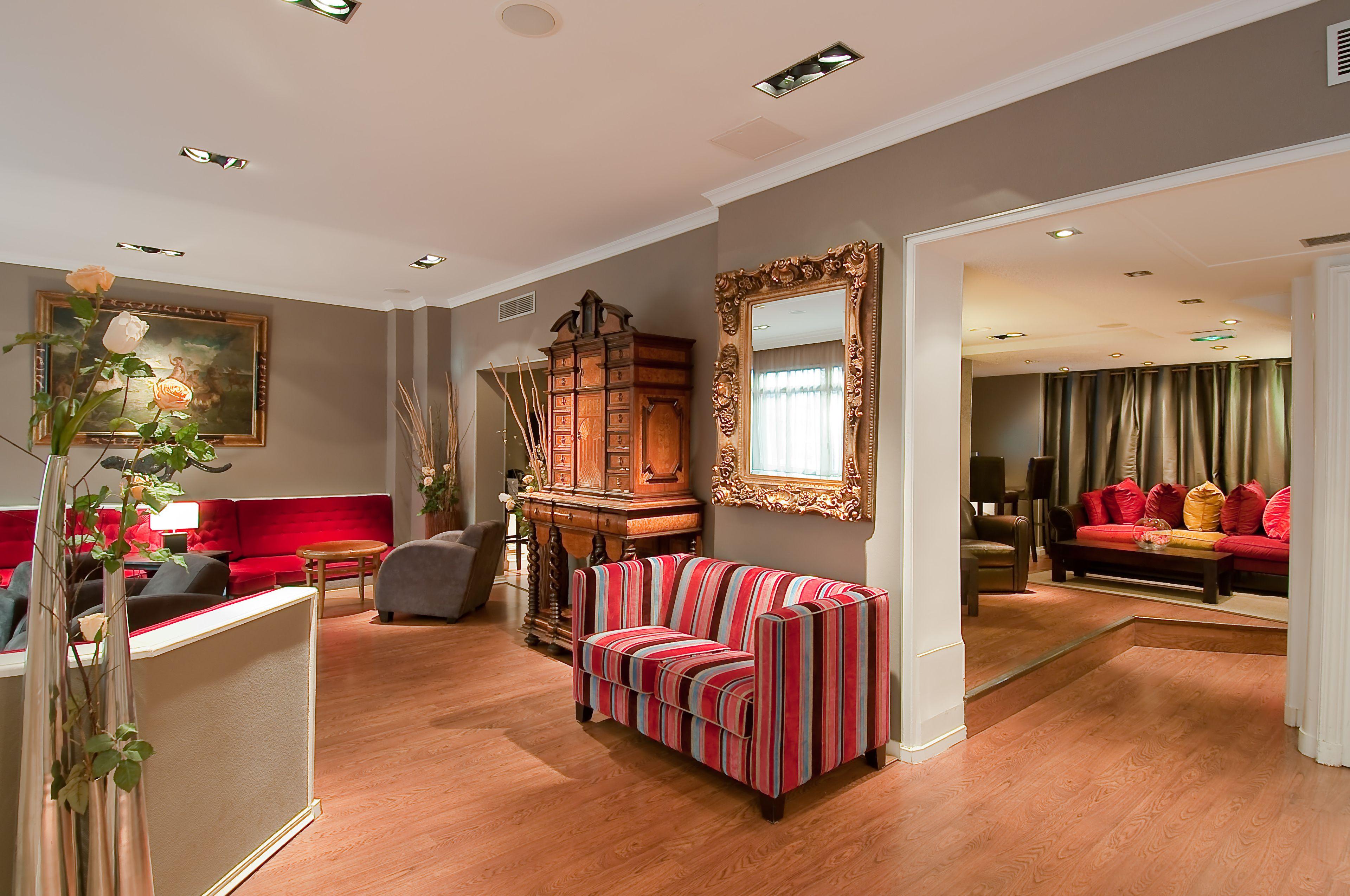 Claude Bernard Saint-germain Hotel 3*